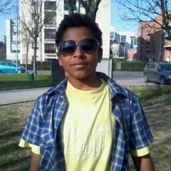 sono un calciatore di 13 anni. spero nella serie a. mi piacciono i green day