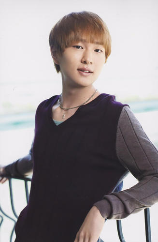 สำรอง @onew_botth12
