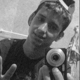 Espero podermos enfrentar TODAS
barreiiras e podermos um diia
griitar para o mundo ouviir :­ EU tii amo . ! ♥