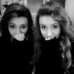 Alicia je t'aime.
P.S : On follow back sur demande. ♥