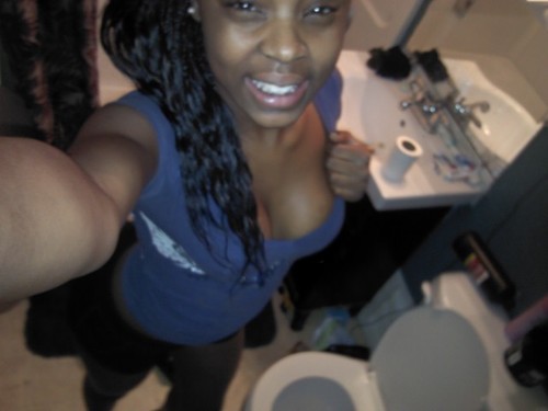 Bytch Im Beautiful ' :) Follow Me & I Will Follow Back Ghee ' & I Lovee My Team '