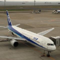 1984.7東京出身。ＡＮＡカードなどを上手に使って100万マイル貯めた陸マイラーです。週刊ＳＰＡ、賢く選ぶ最強のクレジットカードなどメディア掲載多数。マイレージに関するお得情報や最新ニュースをつぶやいていきます。最近はマイレージブログの運営に力を入れています。ＡＮＡ/マイル/マイレージ/裏技/