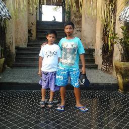 rewavpersie's profile picture. i love SNIPER (smp 4 jember)& kls ARJUDAN (arek tuju dhe edan)