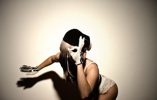 Русский Little Monster. #FollowBack