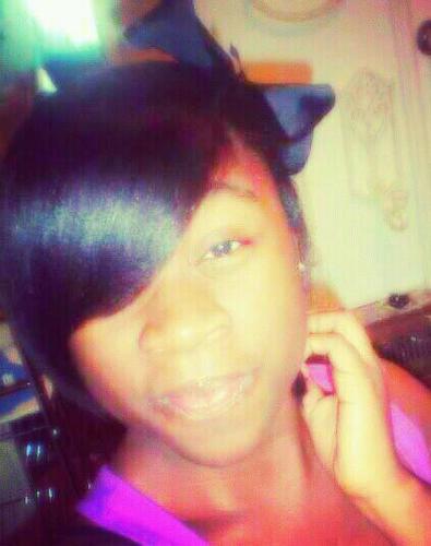 - B A N D S , b a n d s , b a n d s , BANDS :) . iLOVE MY Bands [ $$$) ! Follow Meee && iWill Follow Back !