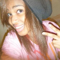 I'm a belieber and I love justin bieber 3 * --- *.flamenguista,alegre,sincera,chata,muitas vezes timida e ciumenta  seguee aiii :D