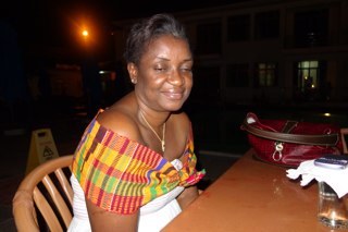 IsraSuri's profile picture. 