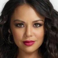 Mona Vanderwaal (@monavanderwaal) 's Twitter Profile