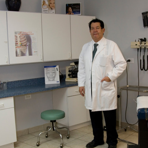 Chicago MedSpa & Clinic is a Holistic Wellness Center located in the center of Logan Square, Chicago.