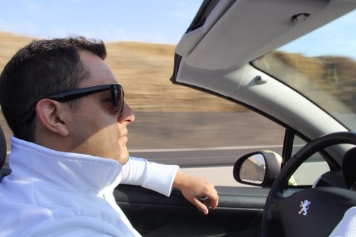 EmmanuelBarrera's profile picture. Publicista y Comunicólogo, especialista en estrategias creativas y plataformas de comunicación,conceptualizador de campañas publi-sociales,consultor corporativo