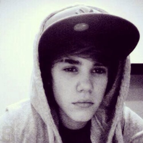 Here to support Demetria Devonne Lovato and Justin Drew Bieber. @stratfordstud tbh.