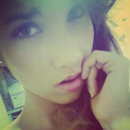 . ignorante e funkeira !!* 
- Milena, Juininho e a Gabi irmãos para vida inteira ♥
.                         f i m  :3