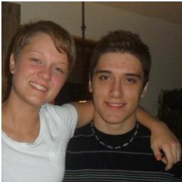 En Couple :D Et heureux de l'etre :) !!
