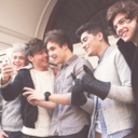 4 Days To Go (@0neDirection__) Twitter
