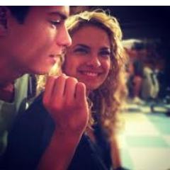 Vivo para @Lua_Blanco e @;* Moderadora @SweetChayS ;