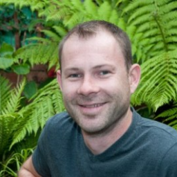 Canadian/British Renaissance Man! Dabble in Gadgets, eCommerce, Marketing, Sales, Gardening, Design, Painting, Music and more...