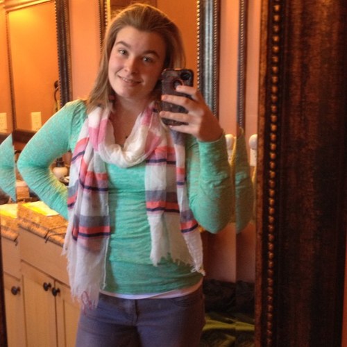 hoaglandlexi's profile picture. I like to sing and hang out with my friends. Im going to try out for american idol or the voice as soon as im able to!!! Wish me luck 3