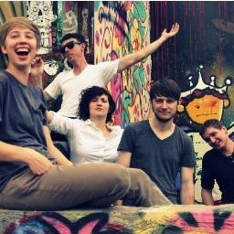 ShortwaveParty's profile picture. If Florence Welch had separate love children with Johnny Marr and Julian Casablancas and those kids committed incest and that monster started a band...
