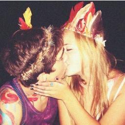 Hastaelfinal_'s profile picture. Irme muy lejos de todo esto, pero contigo.