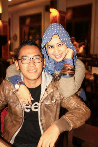 shesil_shesil's profile picture. @rubby_triadi wife Bankers who eat too much *_^.... .