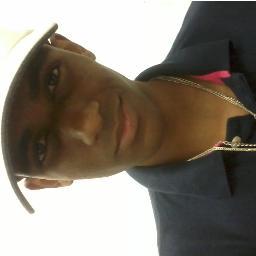 Quem se descreve se limitah ;)