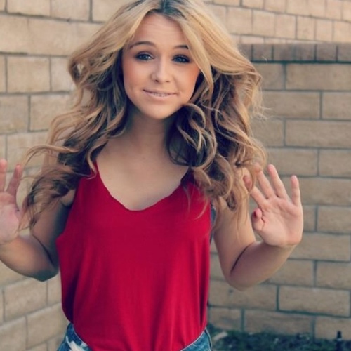 FVK3R2's profile picture. Backup :3