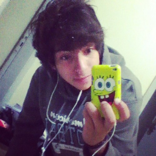 Skateboard, 18 , Brazil .