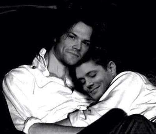 WincestSam's profile picture. I'm a hunter whos in love with his annoying jerk brother @wincestdean he's my everything our angel @castiels_spiders SPN RP)  WINCEST 21+