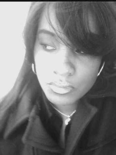 SOLO LIFESTYLE, OUT THE WAY!