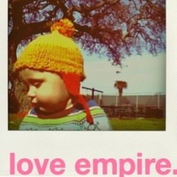 Formally: @Diamonddancerr ! indie/emo 90's style meets shoegaze on a tight rope.... http://t.co/0ZYfFhkI  http://t.co/1ksUc1Q0