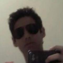 sou um garoto de 14 anos que tem sonho de ser jogador se algum jogador ou empresario estiver vendo isso vo deixar meu cel 97996692 eu moro no interior do rj sjb