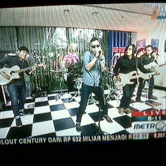 Indonesia PopRock Band, Base in Bogor - West Java, CP +628568722317 visit us at --- http://t.co/Yz8lMmi8kN