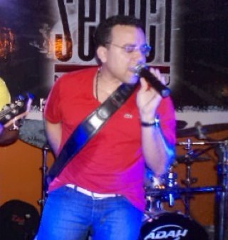 A Banda Rádio AM - sonoridade e repertório soul, mpb/pop rock, reggae, samba-rock...sintonize .Anderson lima e a Banda Rádio AM ! Contato:(84)8872-6070