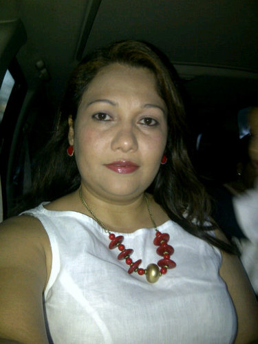 Nacida en Maracaibo el 22 de Diciembre, Dos Hijos,  Contadora Exitosa, con la mejor Familia del Mundo....