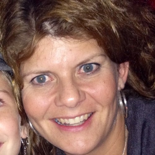 Wife to 1 amazing man, mom of 3 incredible children, passionate pursuer of THE Jesus Christ!