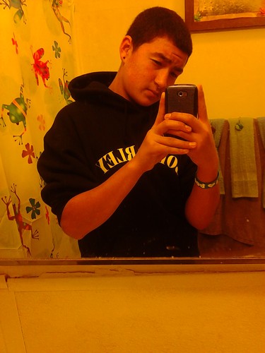 johnskiiz_'s profile picture. i just want it all (;;