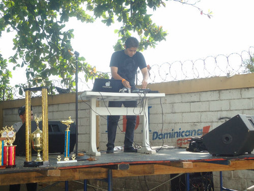 Carlosasencio24's profile picture. ~•Dj Kake•~        para cualquier tipo de evento.     Tipo de musica: house, latin house house & Dembow Ect.. Cell:8098774544 pin:2A1C02DB