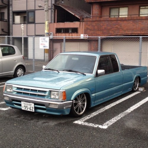 みなさんこんばんはおばんです☆ギターと車と酒と焼き鳥とエロが大好きです( ´ ▽ ` )ﾉ