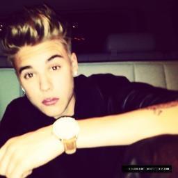 BELIEBER. LOVE JUSTIN. BEIB!