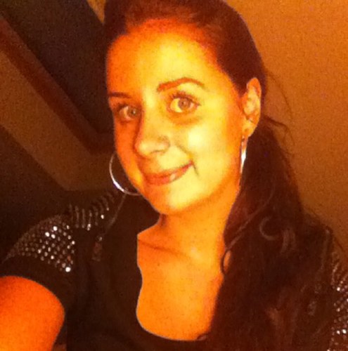 Deniees123's profile picture. 