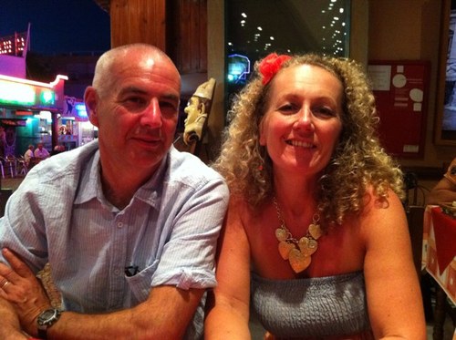 thehalls12's profile picture. 