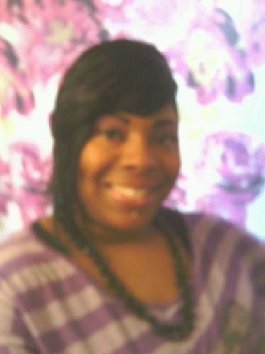 MzWeLls28's profile picture. I am a 28yr old mother of 1, I love 2 have fun! Jus liveing, laughn, loving life...