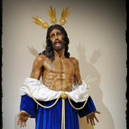 Enamorado de la Semana Santa de Jaén, Sevilla y Málaga. Mis bandas favoritas son: AM Jesús Despojado y Virgen de los Reyes, CCyTT Tres Caídas, Cigarreras y Sol.