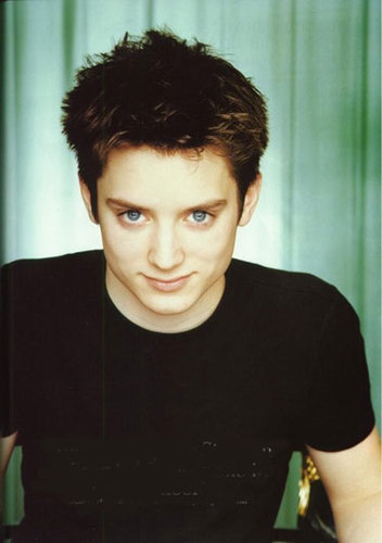 FrodoWise's profile picture. I am Potterhead Directioner and Swiftie
I love The Lord of the Rings so much #Always #Potterhead #Dimigod #Hobbit