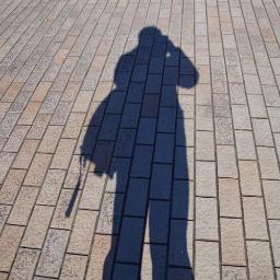 写真と音楽が好きなこぶとりじいちゃんです。求む被写体。昼ライブ行きたい。ライブ撮影したい。