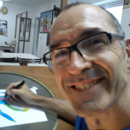 A Cia 2Faces da Arte é o núcleo Cênico do Estúdio Bicudo Junior, uma produtora Artística e de Cinema, onde oferecemos oficinas e serviços na área da Arte
