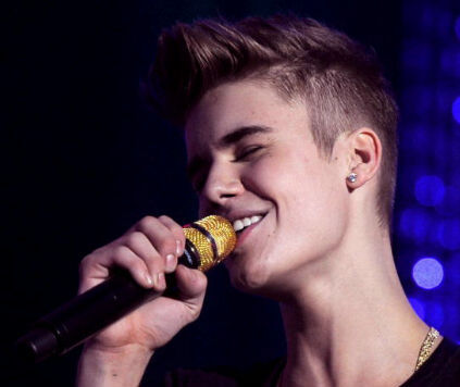 Ann67Belieber's profile picture. snapchat: anusha.jamil