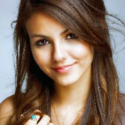Love is a powerful thing we have in life! Y love my idols. OFC: @GaabiMedeiros12 e @LauraHeller8
