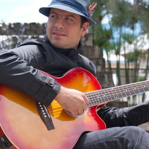 Visita http://t.co/V7kERZSfS4 y deja tu comentario, ve y disfruta el video en http://t.co/iNOOd7UfN1 y comparte. New song coming soon...
