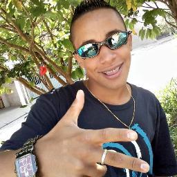 Segue ai & me conhece melhor, https://t.co/hpmxLnAy